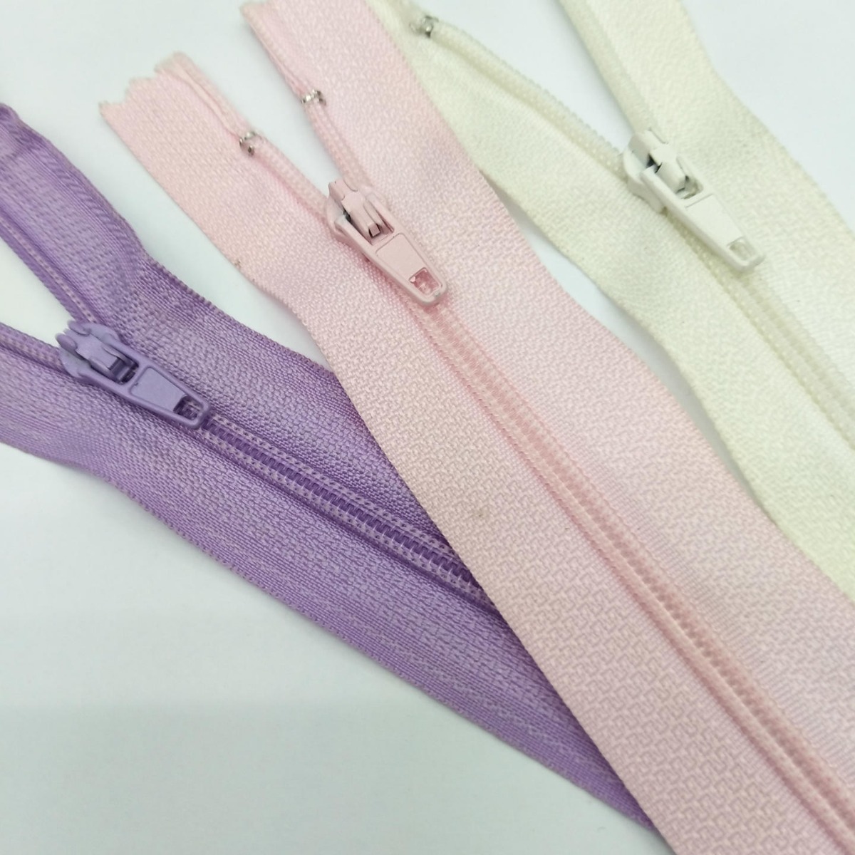 3#4.2#闭尾尼龙彩色拉链现货 自动头 花式拉头 定寸任意规格