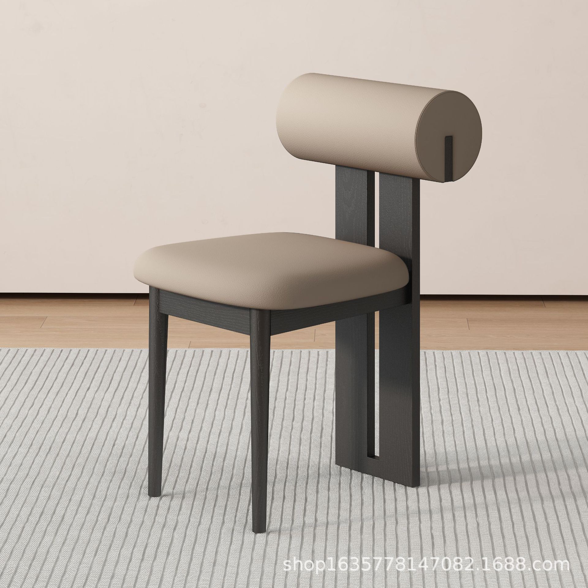 Silla de comedor de madera maciza medieval francesa retro silla de respaldo doméstica diseñador nórdico silla de hipopótamo casual fábrica de origen