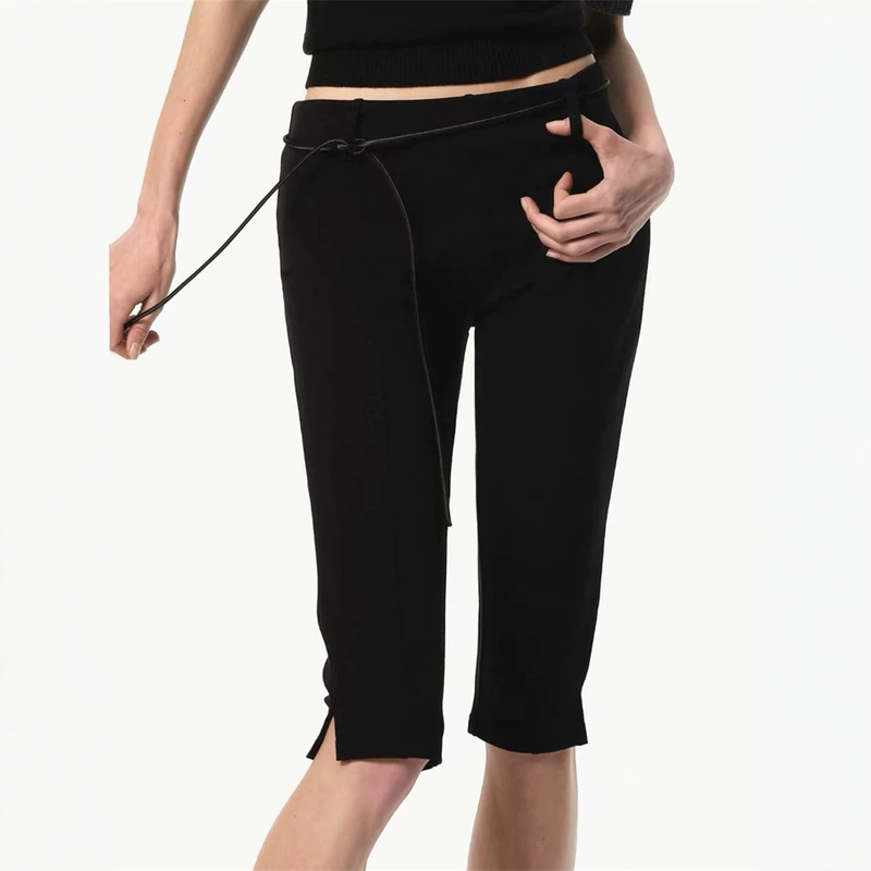 "Fashionable Choice" Mid-Waist Elastic Slim-Fit Black 7/8 Pants Versatile Women's Shorts "Fashionable Choice" Mid-Waist Elastic Slim-Fit Black 7/8 Pants Versatile Women's Shorts