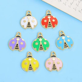 饰品配件;胸针;挂件/坠子