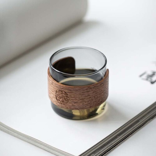 Japanese handmade wooden handle insulated anti-scald glass small teacup household tea cup tea drinking cup host cup high borosilicate glass