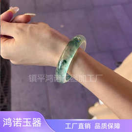 新坑翡翠高冰飘花手镯石英岩玉玉镯水沫玉石高冰翡翠仿独龙玉手镯