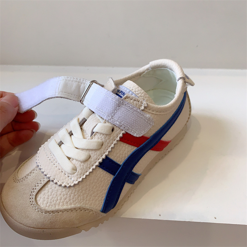 Koreaanse versie van Forrest Gump-schoenen voor kindersportschoenen voor dames in de herfst van 2023, nieuwe kleine witte schoenen voor meisjes_voghion.com