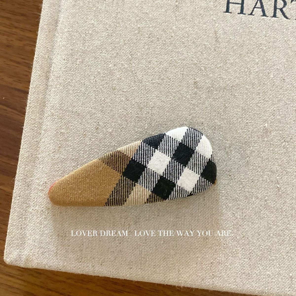 韓国系の新型の格子縞の水滴bbクリップの気質のレトロな前髪のサイドクリップの髪飾りの女性