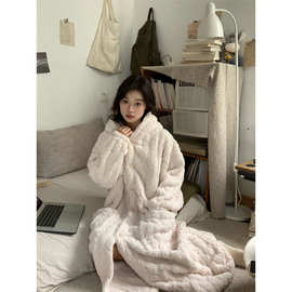 少女珊瑚绒连帽睡袍加绒加厚睡衣女冬季新款保暖毛绒提花睡裙冬款