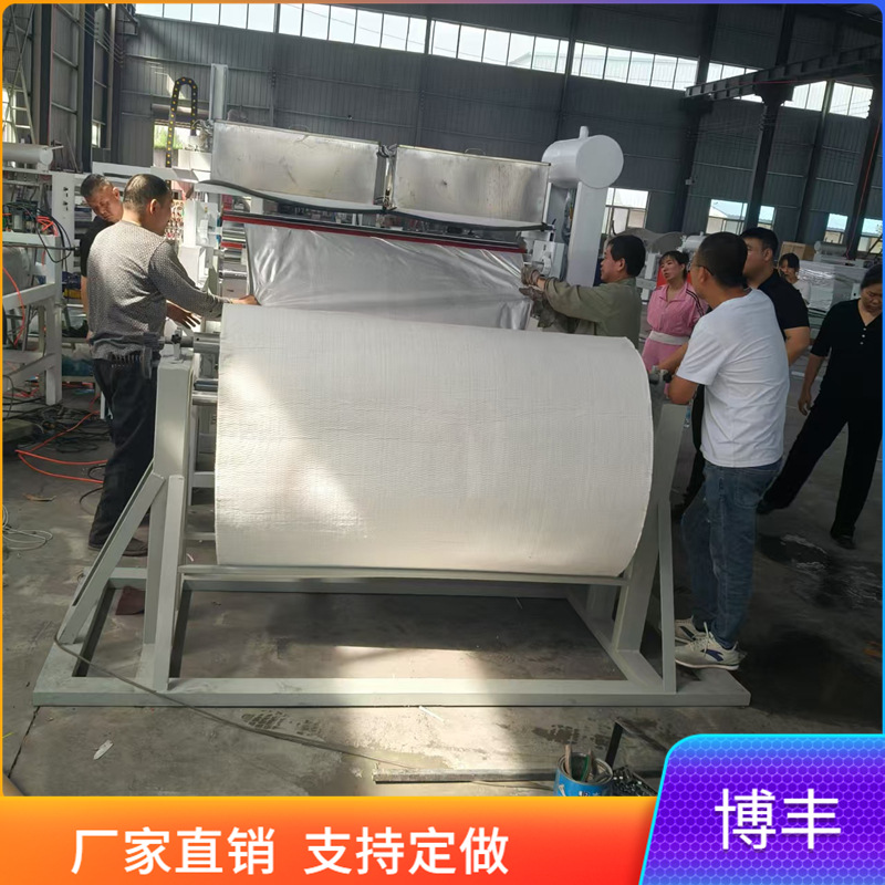 岩棉铝箔玻纤布涂胶复合机