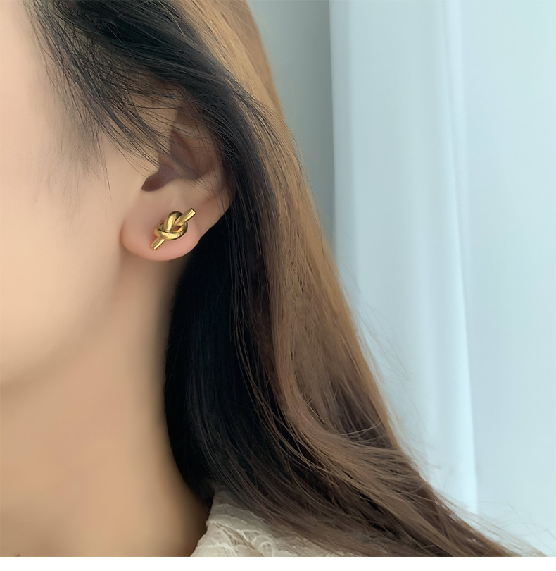 Titanium Steel Material 1 Pair Fashion Knot Titanium Steel Plating Ear Studs