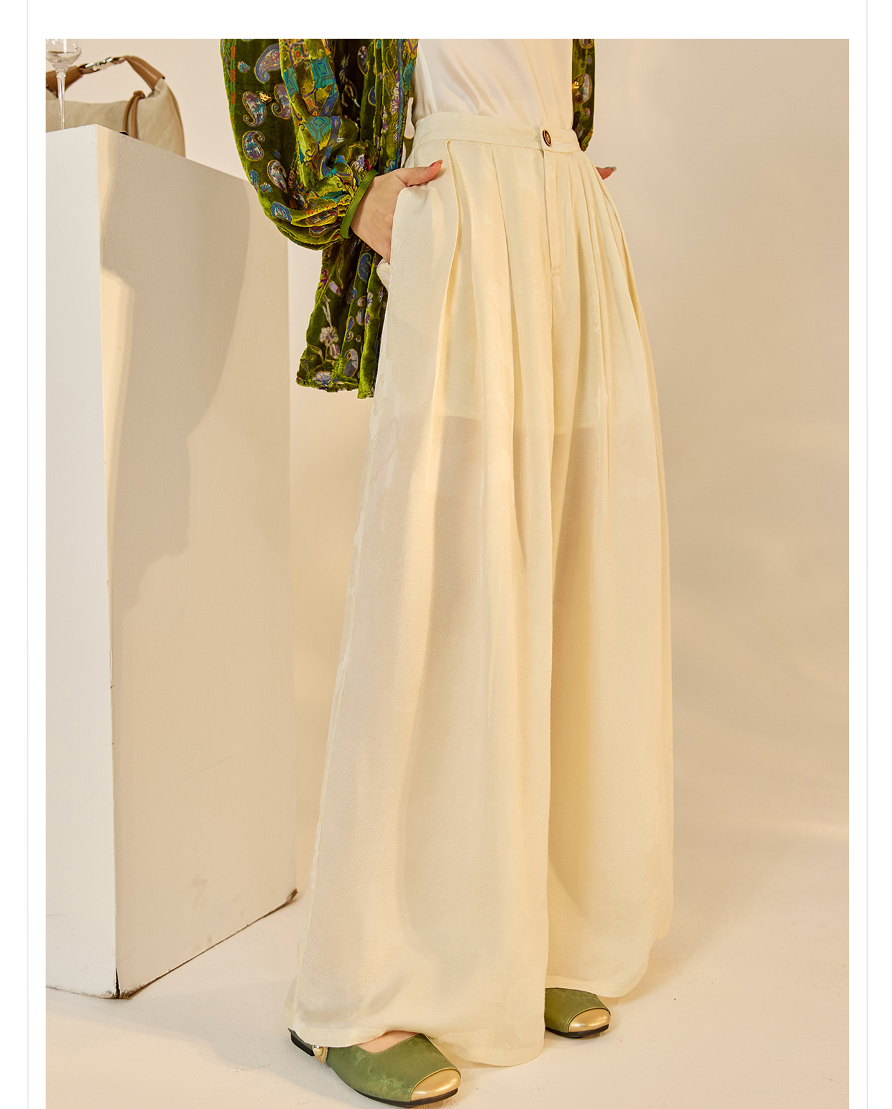 Quần ống rộng nữ phong cách Trung Hoa mới, chất rayon dệt vàng satin rủ — đen, Màu trắng nhạt, màu vàng chi tiết 3