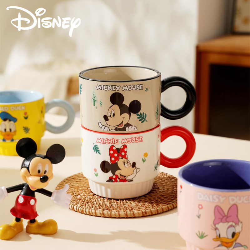 Nuevo juego de tazas de la familia Mickey, lindo par de tazas de cerámica, tazas apiladas, regalos de cumpleaños, tazas de agua