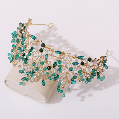 New wedding European style wedding headband, forest leaf crystal beaded gypsophila handmade bridal crown