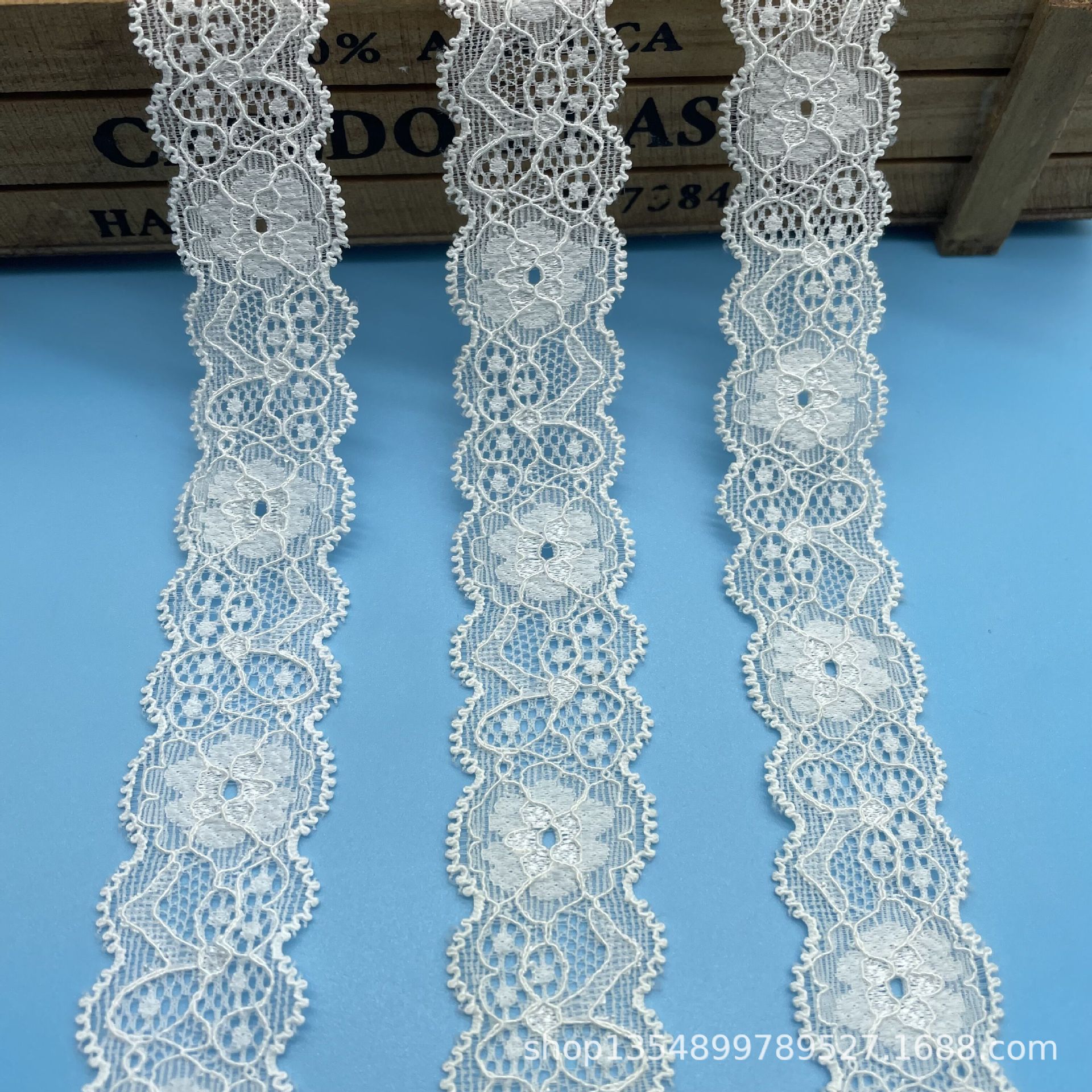 现货批发2.5cm好质量弹力蕾丝花边各种款式欢迎咨询