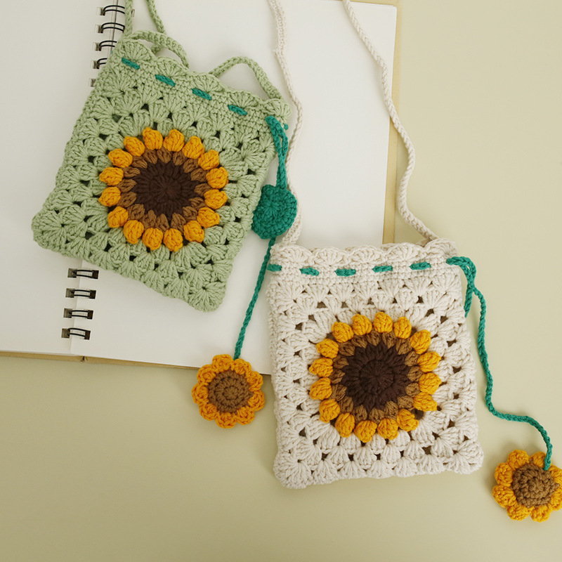 Sweet Flowers Hand-woven Crossbody Bag, Weaving Woman Wool Knitted Square Wallet Finished Product, Children's Small Crossbody Bag