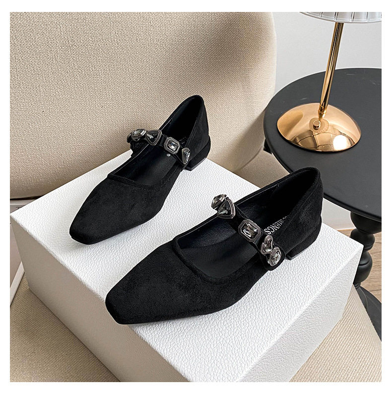 Giày Mary Jane nữ mũi vuông nhỏ, quai ngang đính đá, họa tiết da báo trái tim, gót thấp 1–3 cm — Màu đen, Vân báo chi tiết 24