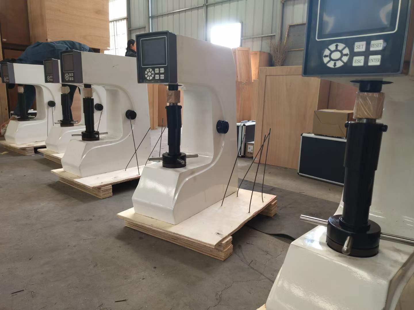 数显洛氏硬度计 型号HRS-150 库号M314439