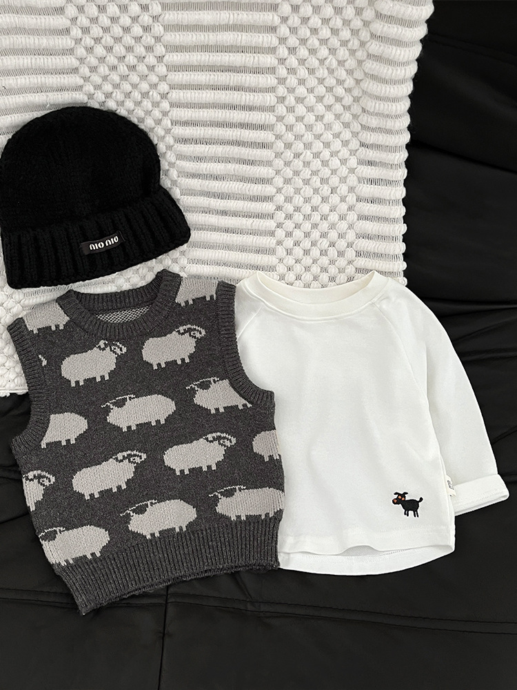 Suéter de niño nuevo estilo primavera y otoño estilo extranjero bebé moda bordado chaleco de punto guapo bebé chaleco pequeño