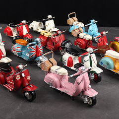 Small Sheep VESPA Moped Replica Model, Retro Nostalgic Home Decor, Tourist Attraction Bar Ornament
