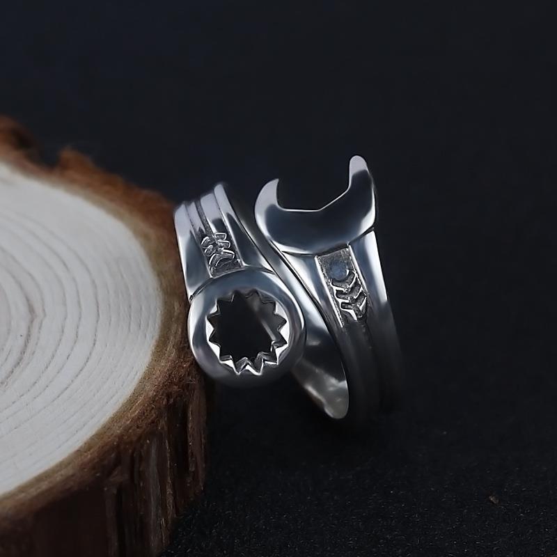 Anello uomo argento s925 stile thai vintage chiave inglese_voghion.com
