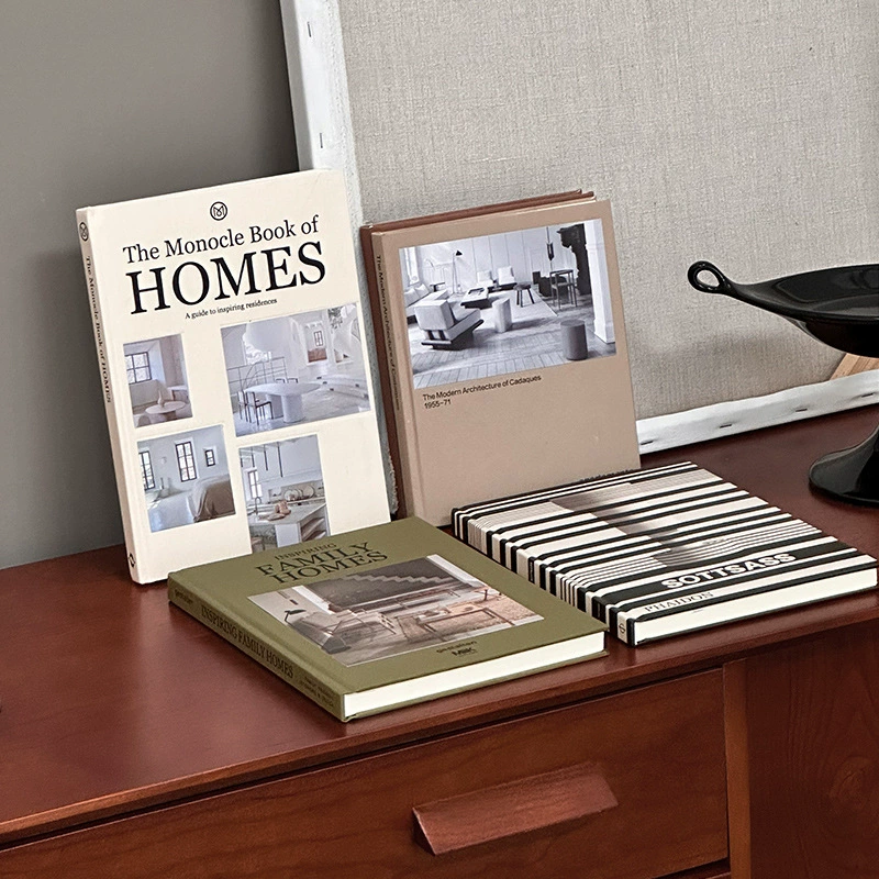 Изделия из ткани в твердом переплете книги на английском языке