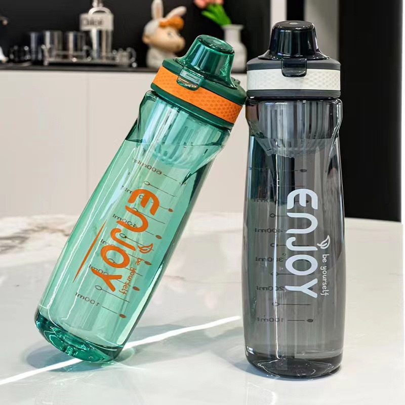 Nuevo simple portátil deportes hervidor taza de beber directa estudiante espacio de plástico taza de alta apariencia portátil taza de té