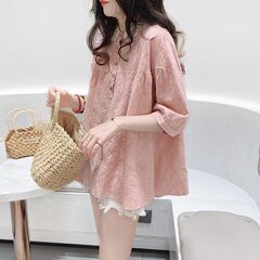 韓国の綿麻のシャツの女性の夏の頭のゆるいレースの子供のシャツの中で袖の刺繍のa字の大きいサイズの婦人服の上着