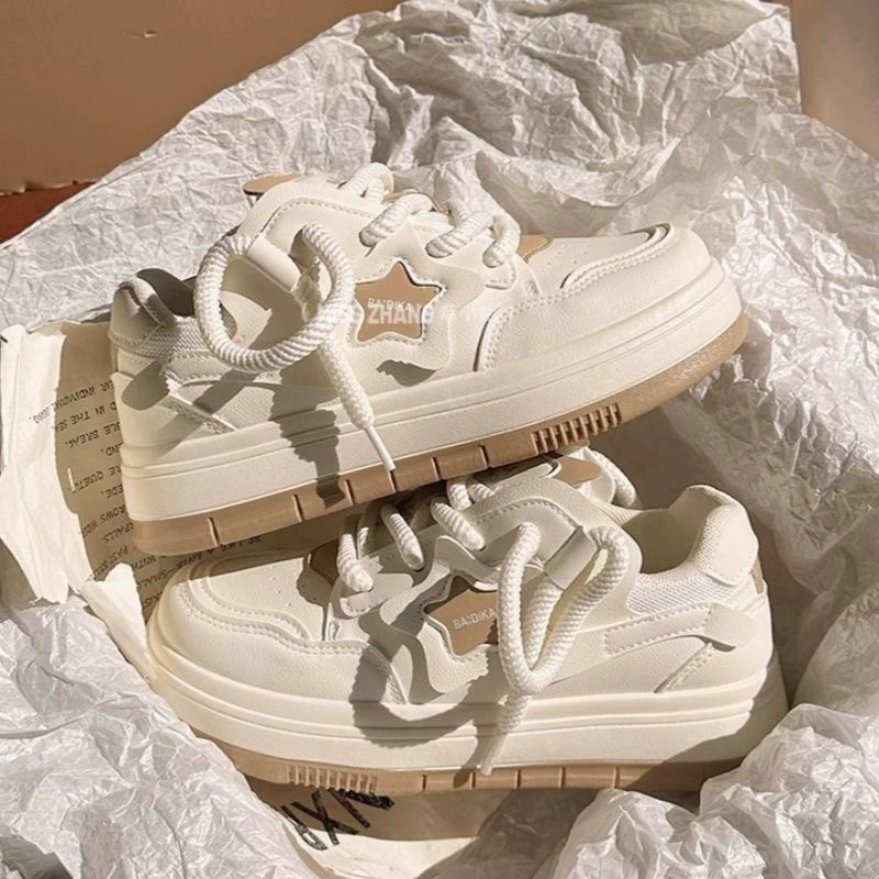 Женские белые кроссовки на толстой подошве Star, новинка весны-осени 2025, универсальные повседневные легкие кроссовки для женщин, студенческие спортивные туфли