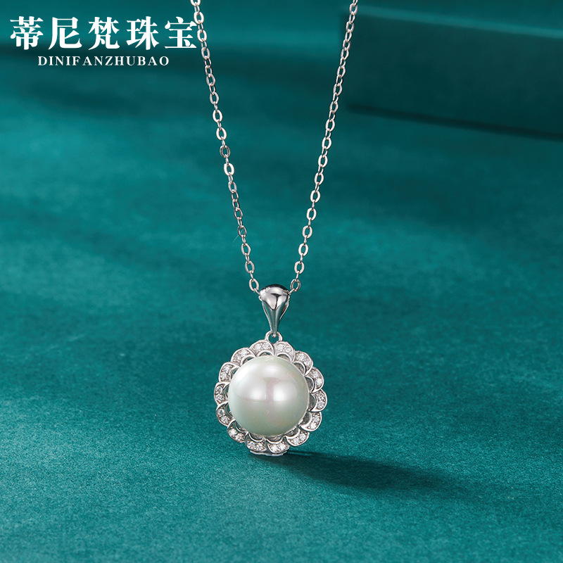 Japonés y coreano Retro Luz de lujo simple ZIRCON colgante accesorios s925 plata esterlina flor perla clavícula cadena Collar para las mujeres al por mayor