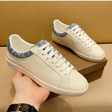 ݸ����Ь�ݳ�Ʒ���sС��Ь�п��p�ݳ����ļ�͸��r�г����ٴ����e