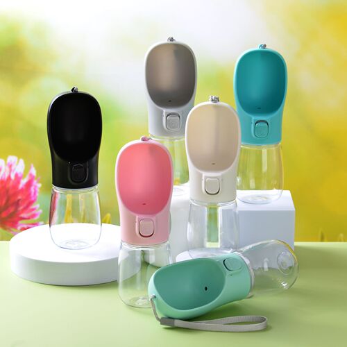 Amazon's new pet portable water cup, accompanying kettle, cat drinking fountain, dog drinking cup, travel supplies