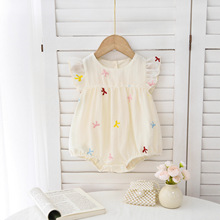 ins婴儿洋气绣花蕾丝公主哈衣女宝宝摄影百天照满月童装三角爬服