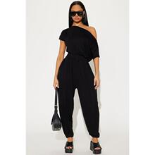 W 95500 Asymmetric Sleeves Jumpsuit б���B�wѝ