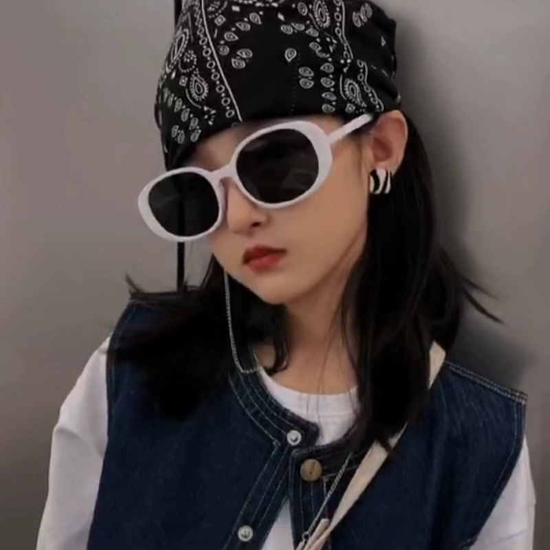 Children's glasses, fashionable sunglasses