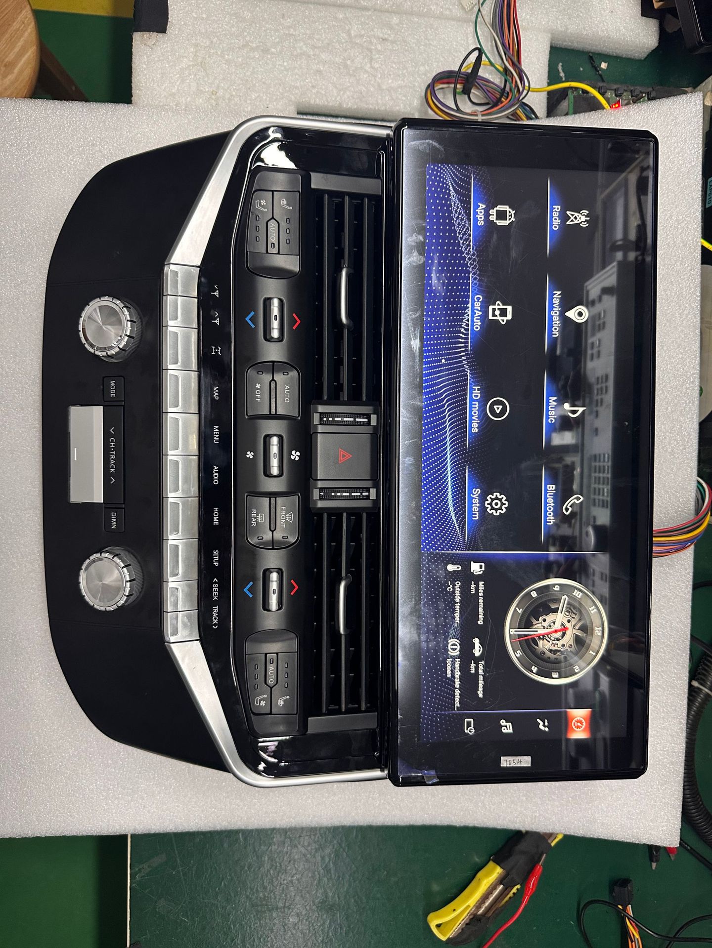Suitable for 03-07 old models upgraded to new Land Cruiser LC100/LX470 with LC300 Android large-screen navigation