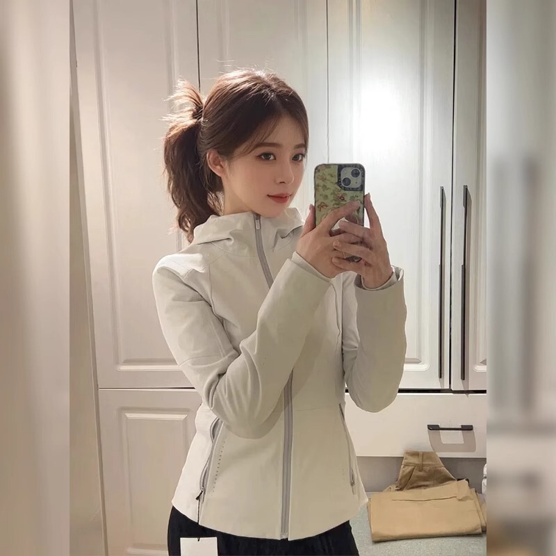 软壳修身冲锋衣外套女春秋2025新款上衣收腰户外三合一小个子女装|undefined