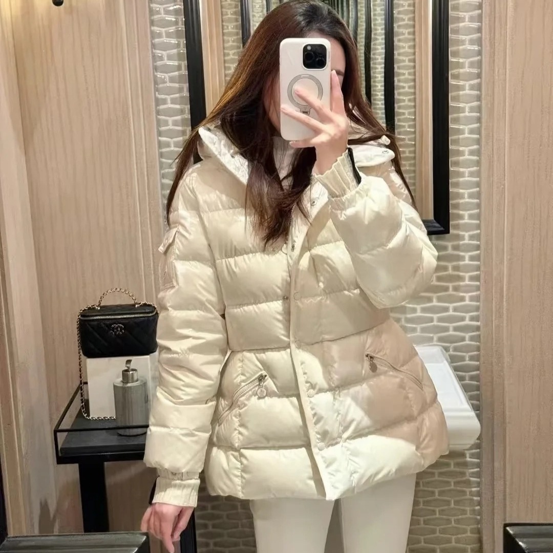 2026年新款蒙家小蛮腰白鹅绒连帽羽绒服女排骨修身轻薄款冬季外套