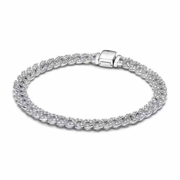 Fashionable diamond-encrusted Cuban bracelet with flip-clasp design, trendy street style couple's accessory