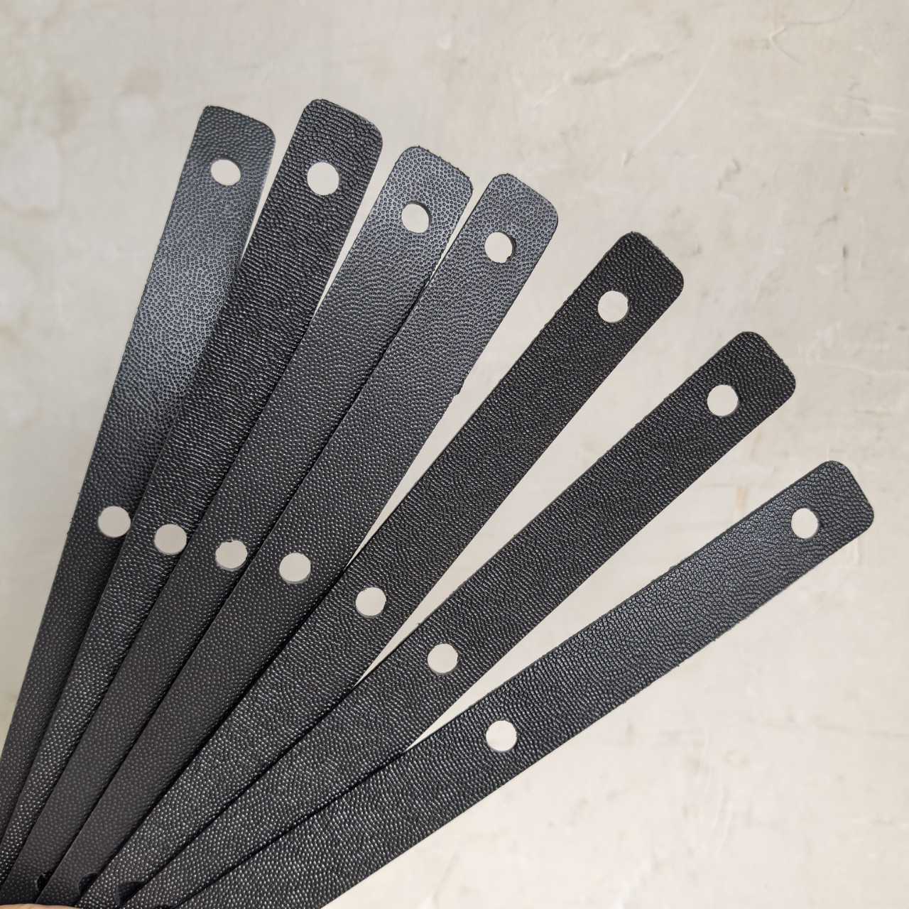 厂家直销黑色PE塑料版全新料耐用可折叠轻便防滑环保纯料