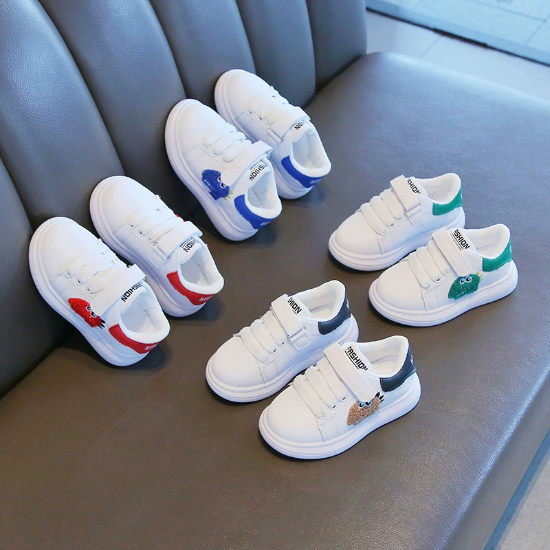 2024 осенний мультяшный динозавр маленькая белая обувь модная дышащая детская обувь для мальчиков и девочек на мягкой подошве