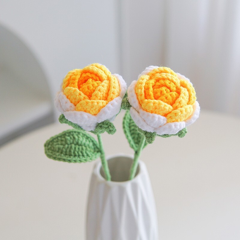 クロスボーダーの手編みの完成品の小さい花束は花の毛糸のメリヤスの花束を模倣します。|undefined