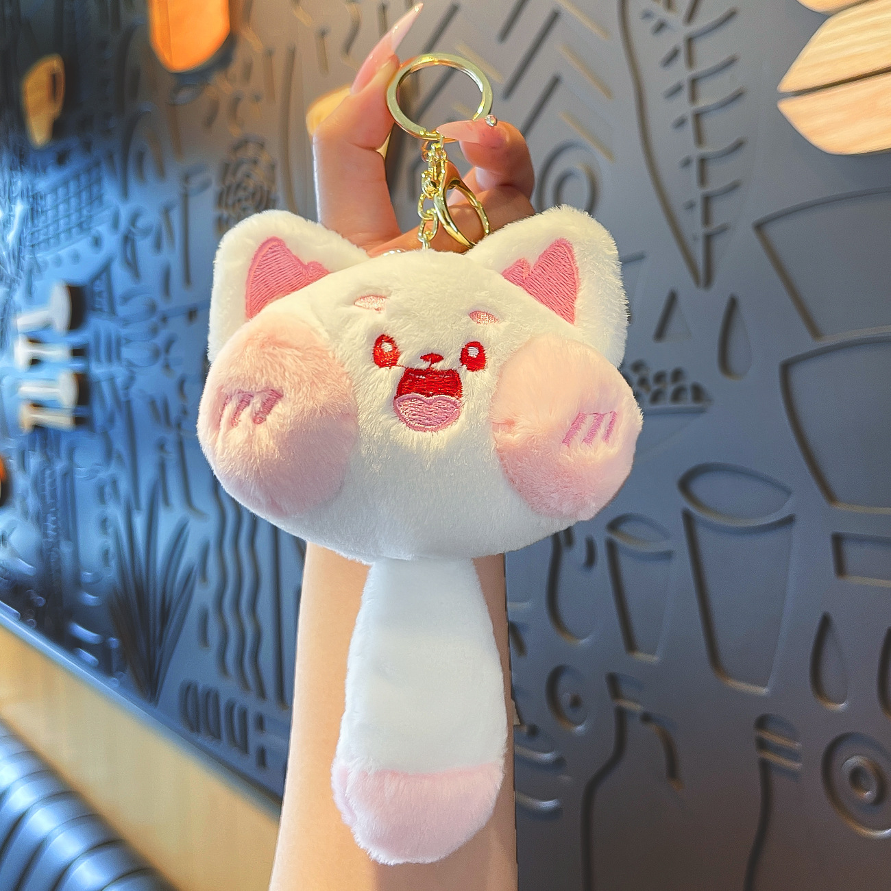 Cuatro pulgadas muñeca máquina colgante felpa llavero lindo muñeca mochila adornos grab máquina muñeca regalo al por mayor