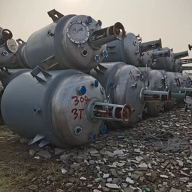 反应釜;冷凝器;储罐