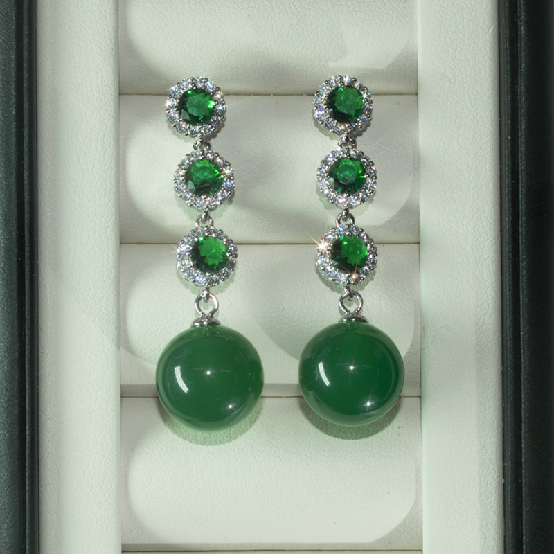 (2개) 하이 퀄리티 라운드 천연 녹색 CHALCEDONY 귀걸이 조커 클래식 녹색 CHALCEDONY 귀걸이 공장 도매 패션 새로운