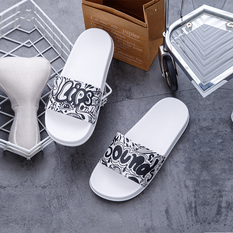 Summer Slippers for Women, Suitable for Outdoor and Indoor Use, Trendy Home Bath Slippers, Couple Style, Popular Online