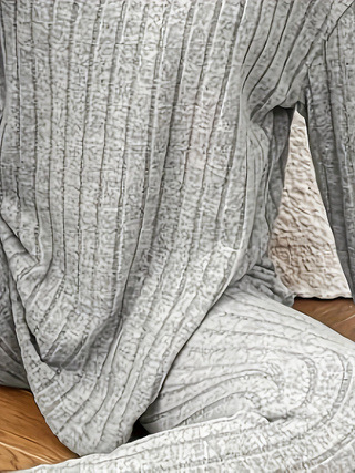 European and American Autumn/Winter Casual Turtleneck Knitted Long-Sleeved Suit for Women: Loose-Fit Sweater and Long Pants Two-Piece Set