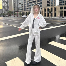 ���＾�r�����bŮʽ�p����Bñ�l��Ů����ֱͲѝ���e�p�g�ɼ��׳�