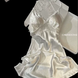 女士家居服;睡裙;男士家居服