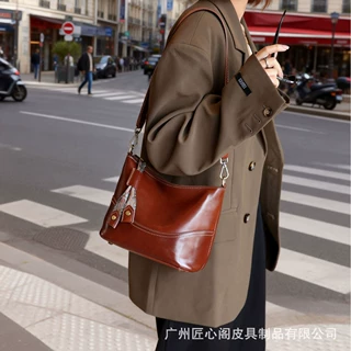 真皮女包单肩包高级感菜篮子斜挎包新娘婚包新款轻奢水桶包妈咪包