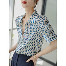 ɣ�Q�z�r��Ů�Ķ���С���͹��ذ��z�r�����|�����䲨�c����