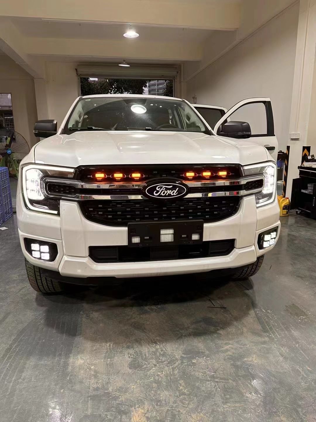 Suitable for Ford 23 Ranger T9 Front Fog Lamp Modified Daytime Running Light Turn Signal Wildtrak