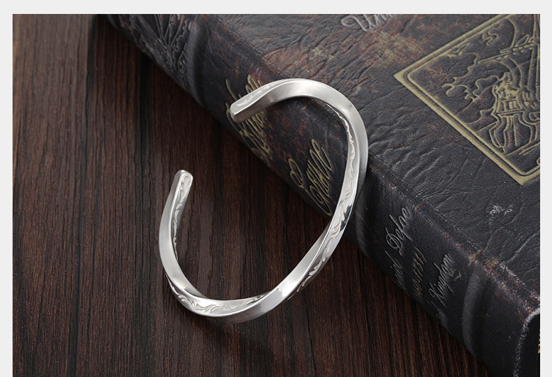 Retro Geometric Copper Plating Bangle 1 Piece