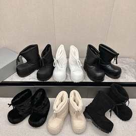 巴黎家滑雪雪地靴女冬季厚底大头鞋2025新款加绒加厚东北防滑棉鞋